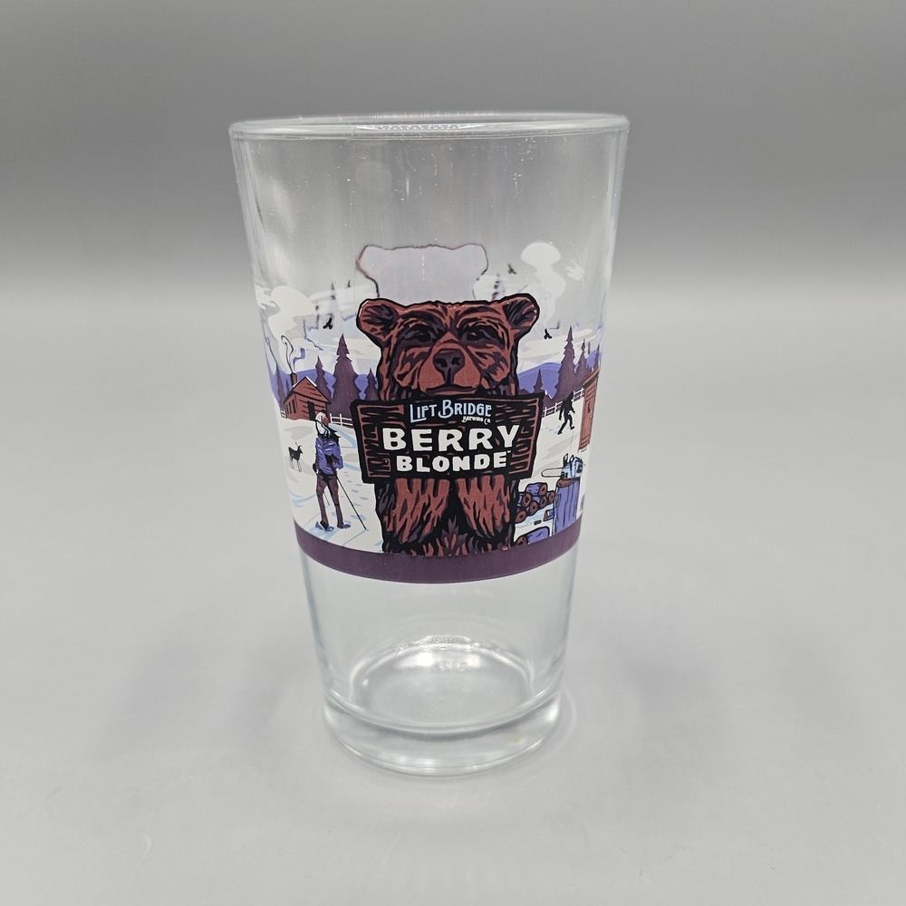 Lift Bridge Brewing Berry Blonde Ale Beer Glass Craft‎ Bear Winter Ski Scene